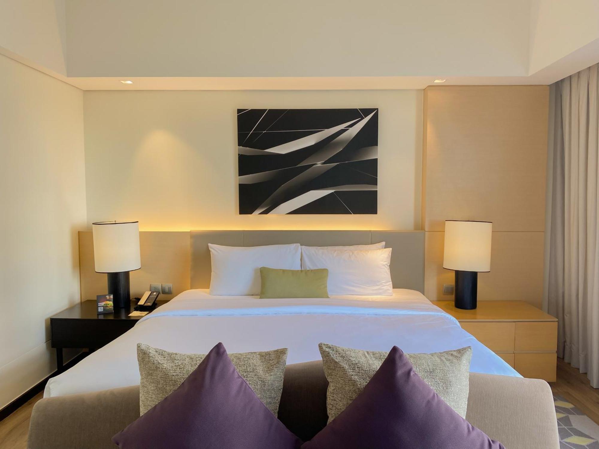 Seda Vertis North Quezon City Kültér fotó A bedroom at the hotel