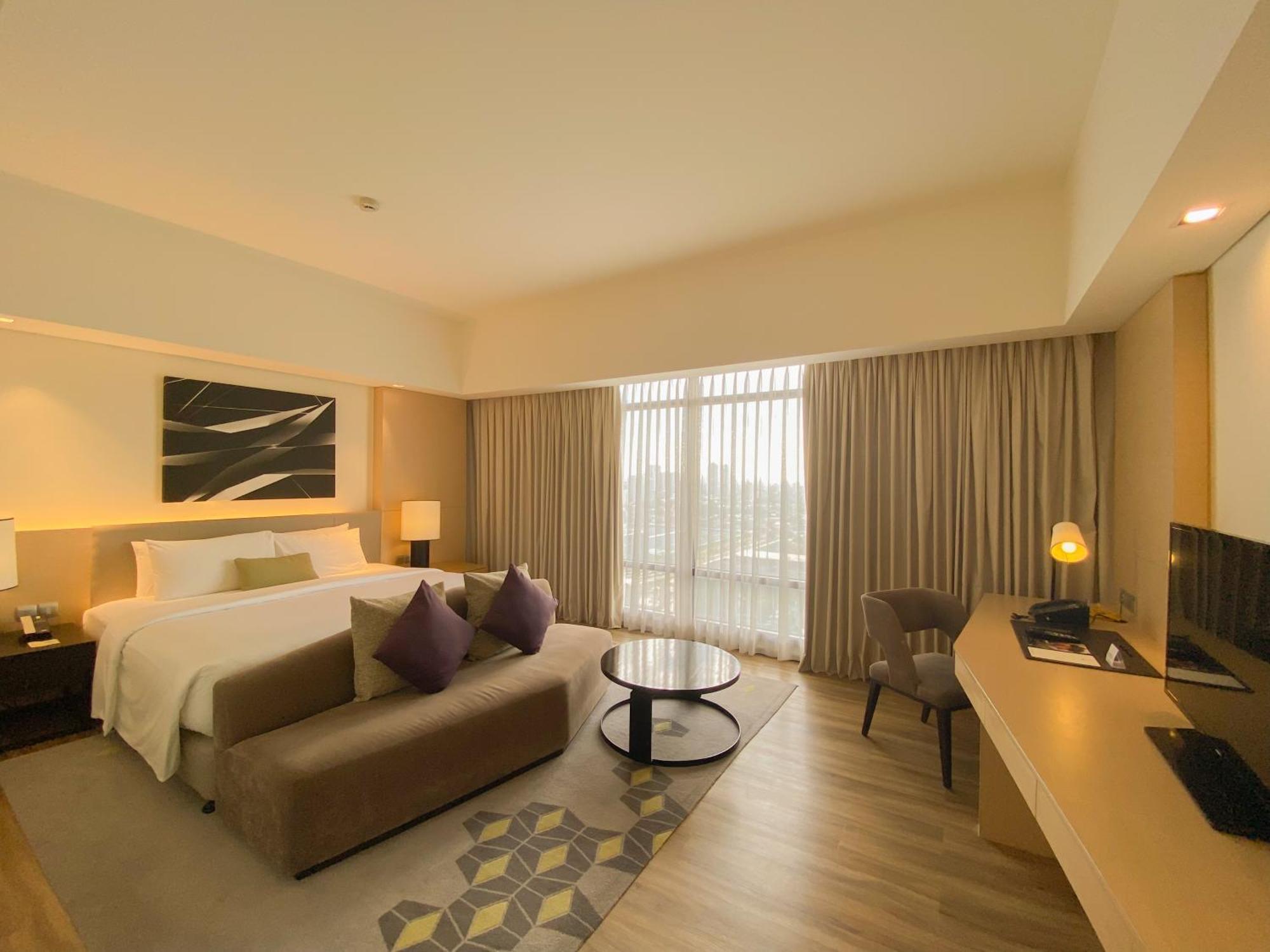 Seda Vertis North Quezon City Kültér fotó Deluxe Room